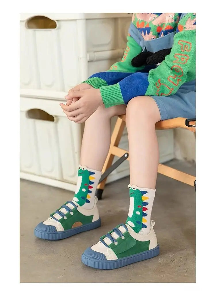 5 Paar Socken für Kinder mit unterschiedlichen Motiven