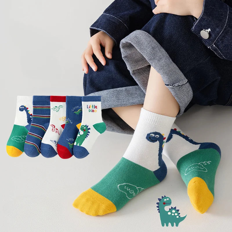 5 Paar Socken für Kinder mit unterschiedlichen Motiven