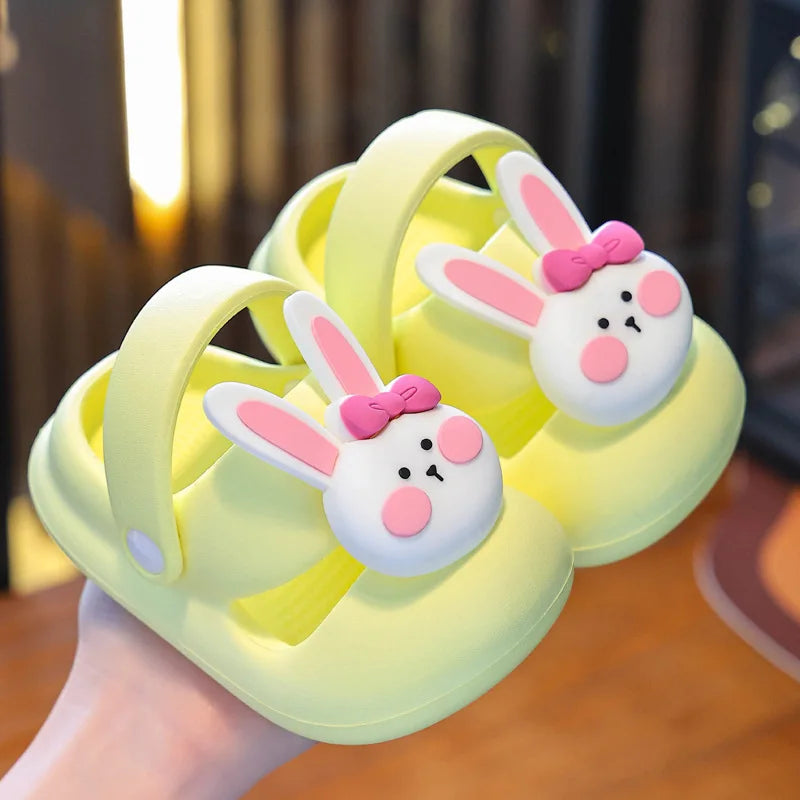 Niedliche Sommer-Kinderpantoffeln mit Hasenmotiv, Cartoon-Outdoor-Clogs für Mädchen und Kleinkinder, wasserdicht, rutschfest, EVA, Strandschuhe