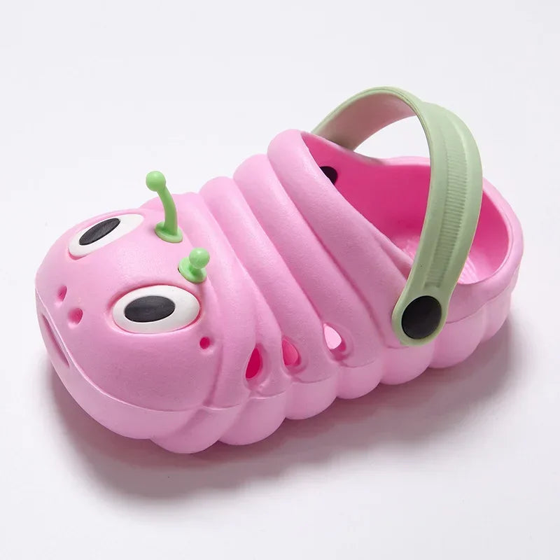 🐛 Kinder-Gartenschuhe – Niedliche Cartoon-Raupe