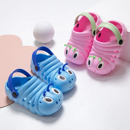 🐛 Kinder-Gartenschuhe – Niedliche Cartoon-Raupe