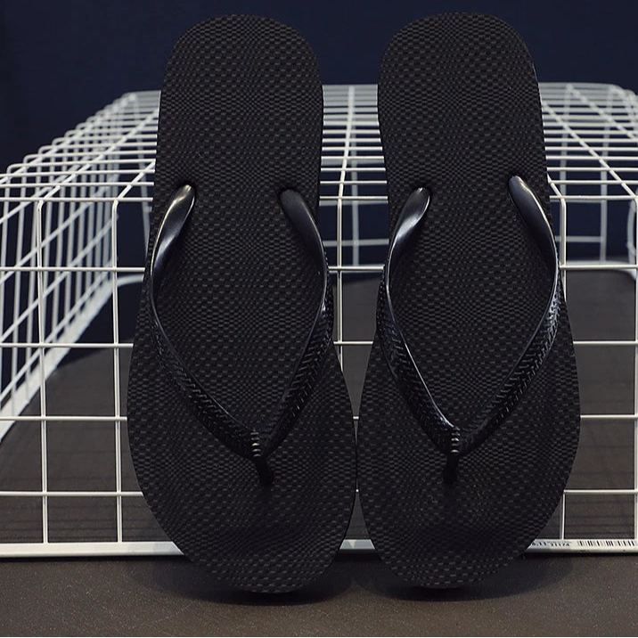 Bequeme Flip-Flops für drinnen & draußen