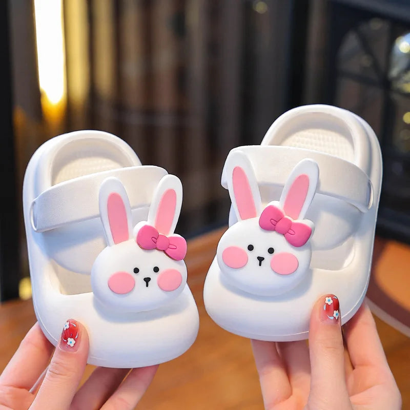 Niedliche Sommer-Kinderpantoffeln mit Hasenmotiv, Cartoon-Outdoor-Clogs für Mädchen und Kleinkinder, wasserdicht, rutschfest, EVA, Strandschuhe
