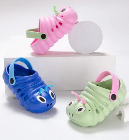 🐛 Kinder-Gartenschuhe – Niedliche Cartoon-Raupe